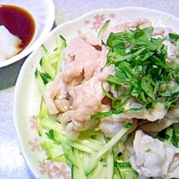 塩麹でやわらか~な豚しゃぶのピリっとサラダ